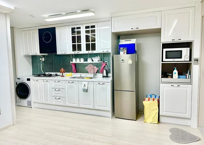 Apartment Seongsu Konkuk Univ Newly Built Family Baby Friendly Washer Dryer In Unit