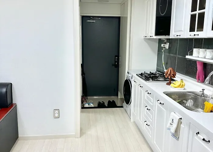 Seongsu Konkuk Univ Newly Built Family Baby Friendly Washer Dryer In Unit * Seoul