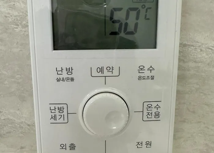 Seongsu Konkuk Univ Newly Built Family Baby Friendly Washer Dryer In Unit Apartment Seoul